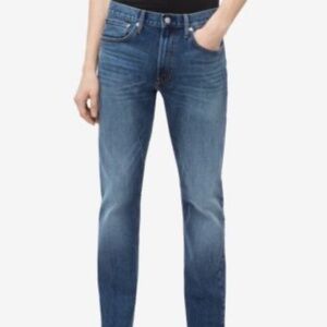 Calvin Klein CKJ 056 athletic taper fit Distressed Jeans 38 x 32